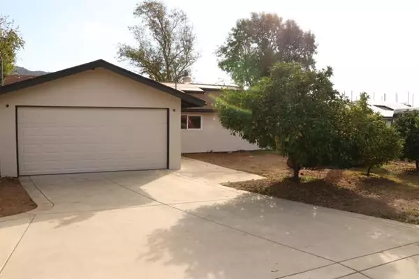 3032 Laurashawn Lane, Escondido, CA 92026