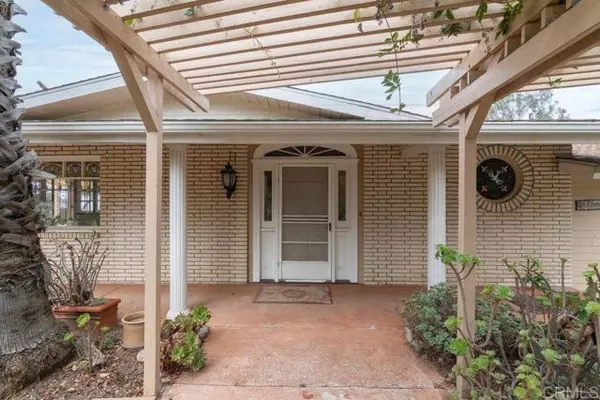 Fallbrook, CA 92028,6490 Rainbow Heights Road