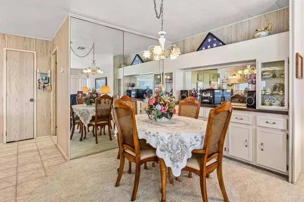 Carlsbad, CA 92011,7140 Santa Rosa Street