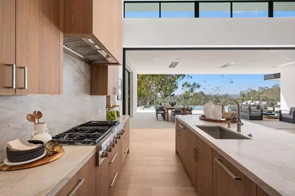 Rancho Santa Fe, CA 92067,5471 La Crescenta