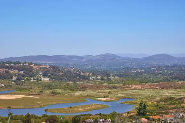 Solana Beach, CA 92075,622 Canyon Dr