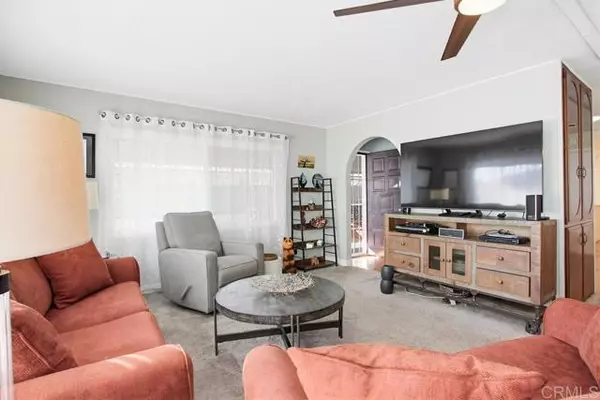 Carlsbad, CA 92011,7008 San Bartolo St