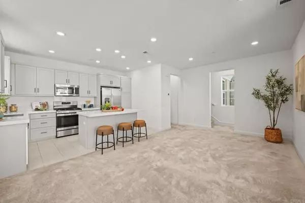 San Marcos, CA 92078,1229 Sunrise #104