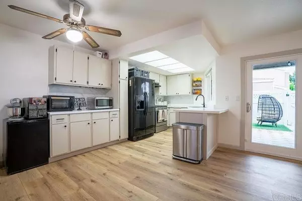 Temecula, CA 92592,44584 La Paz Road