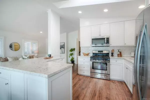 Carlsbad, CA 92011,6494 Friendly Place