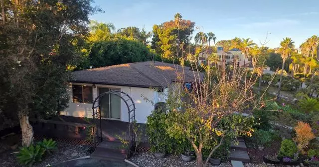 Del Mar, CA 92014,735 Avocado Court #Guest House