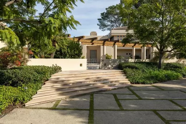 5320 Avenida Maravillas, Rancho Santa Fe, CA 92067