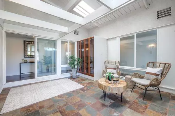 San Diego, CA 92119,8835 Lake Ashmere Drive