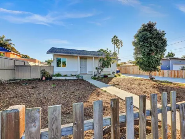 Encinitas, CA 92024,875 La Mirada Ave