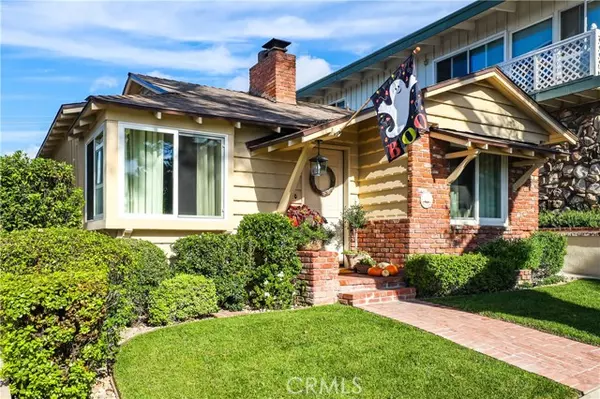 413 Poppy Avenue, Corona Del Mar (newport Beach), CA 92625