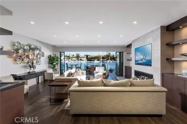 Newport Beach, CA 92663,218 Via Lido Nord