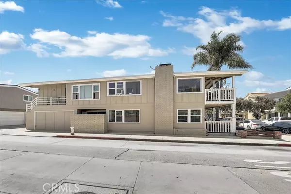 219 E Bay Avenue, Newport Beach, CA 92661