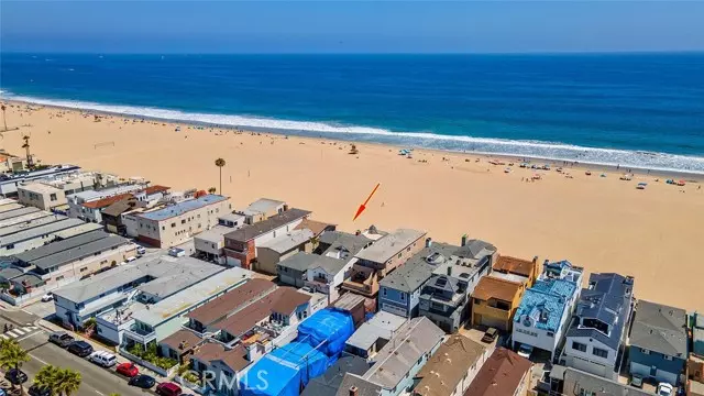 Newport Beach, CA 92663,1708 W Oceanfront #A