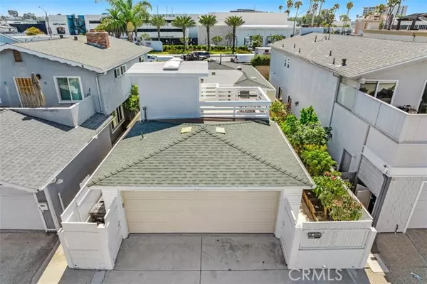 612 Clubhouse Avenue, Newport Beach, CA 92663