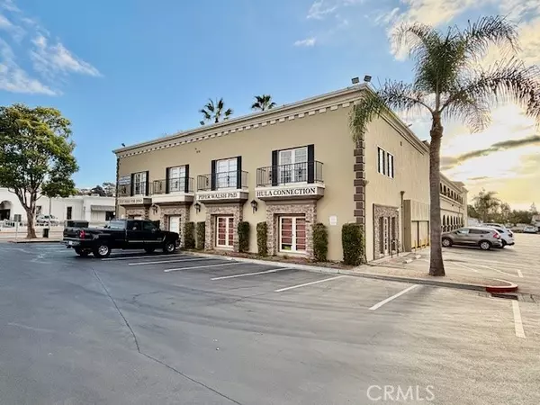 San Clemente, CA 92672,3551 Camino Mira Costa