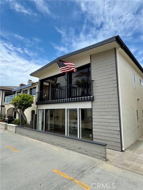 Newport Beach, CA 92663,1510 W Oceanfront