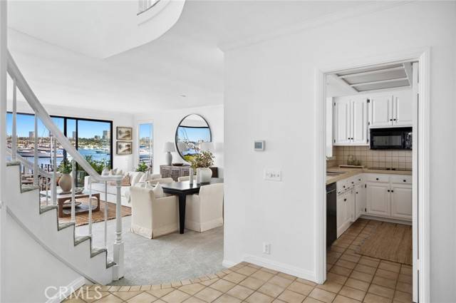 Newport Beach, CA 92661,1214 E Balboa Boulevard