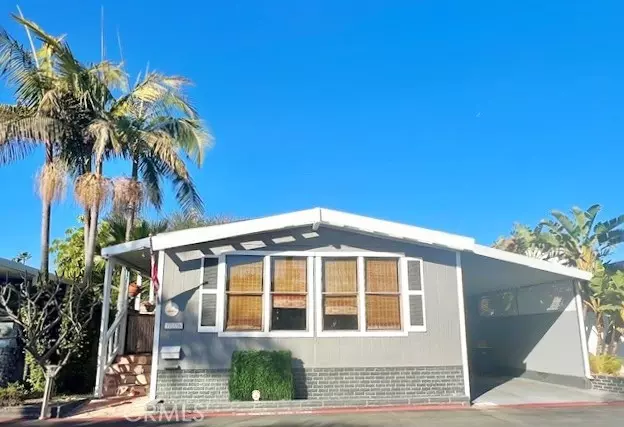 138 Liberty, Newport Beach, CA 92660