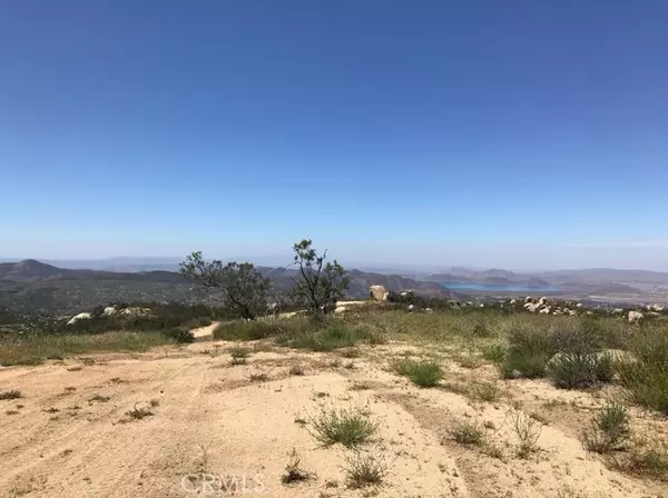 Hemet, CA 92544,1 Oak Drive