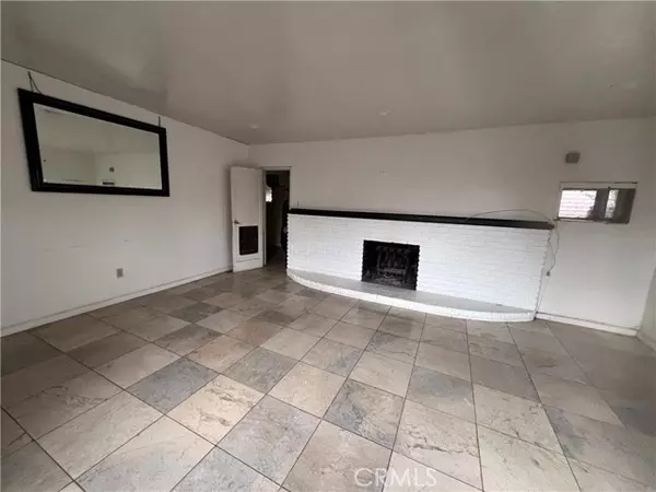 La Puente, CA 91746,338 S 4th Avenue