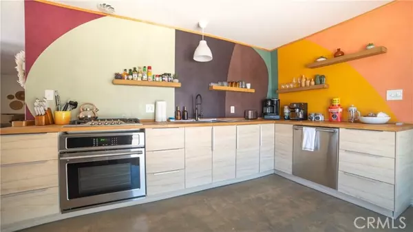 Joshua Tree, CA 92252,4762 Avenida Del Sol