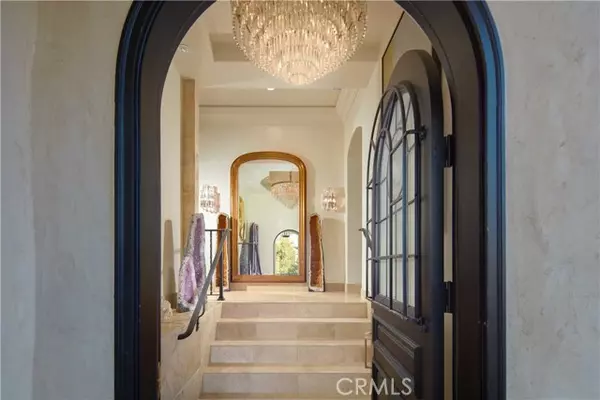 Laguna Beach, CA 92651,11 Emerald Bay
