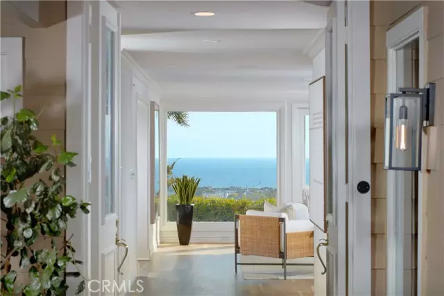 2821 Ebbtide Road, Corona Del Mar (newport Beach), CA 92625
