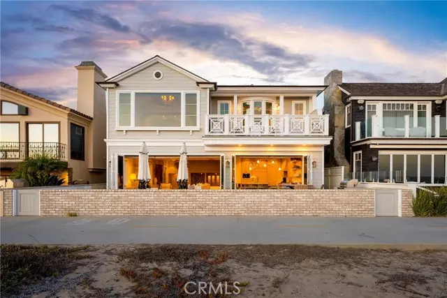 1215 E Balboa Boulevard, Newport Beach, CA 92661