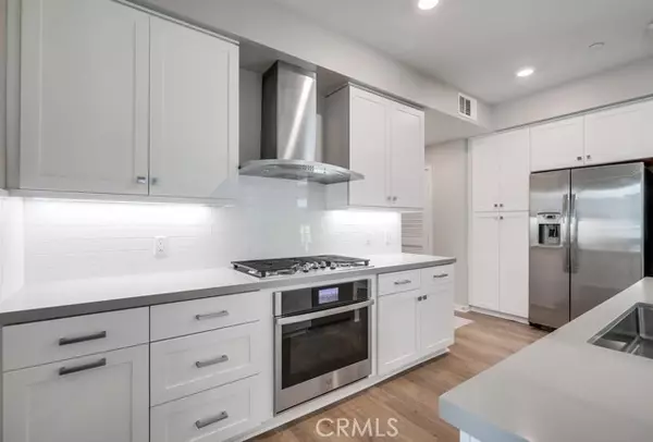 Irvine, CA 92612,215 Bowery