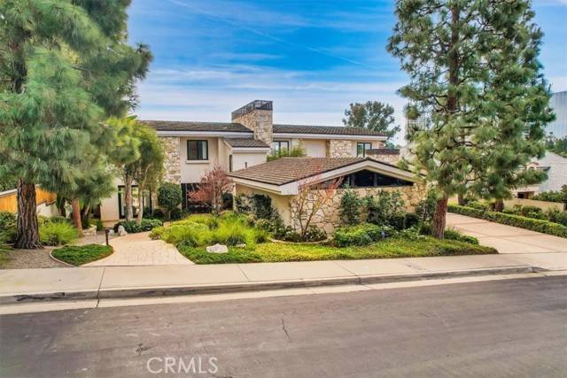 Newport Beach, CA 92660,15 Inverness Lane