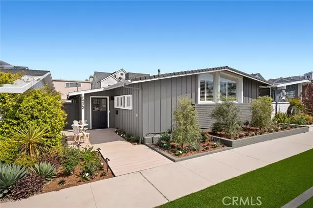 432 Seville Avenue, Newport Beach, CA 92661
