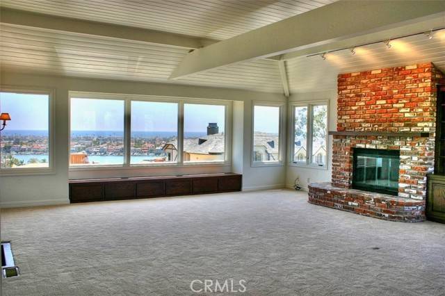 Newport Beach, CA 92663,900 Kings Road
