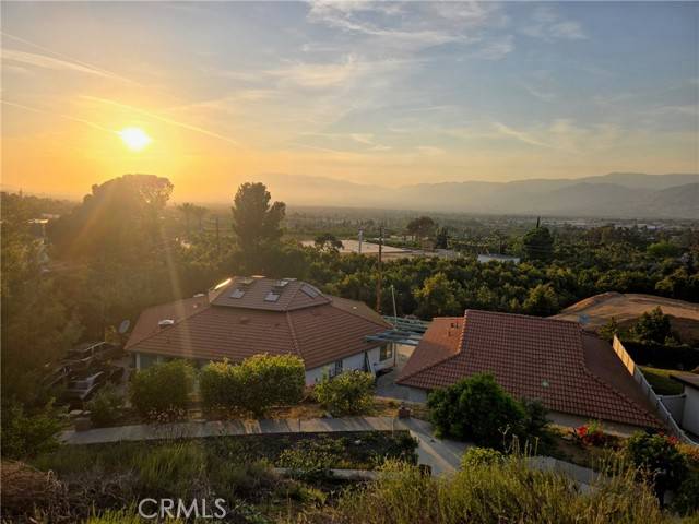 11485 Crafton, Mentone, CA 92359