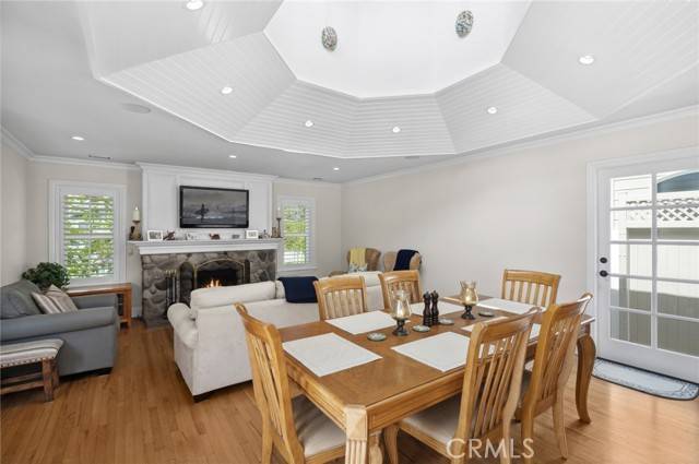 Newport Beach, CA 92663,400 Aliso Avenue