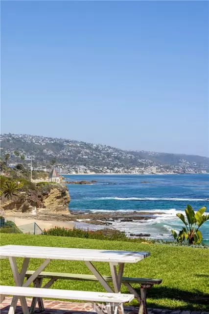 Laguna Beach, CA 92651,1041 Marine Drive