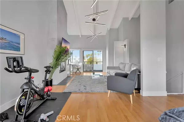 San Clemente, CA 92672,120 Avenida Santa Margarita