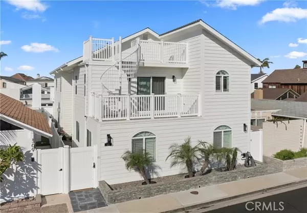 315 Lugonia Street, Newport Beach, CA 92663