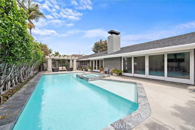 1601 Kent Lane, Newport Beach, CA 92660