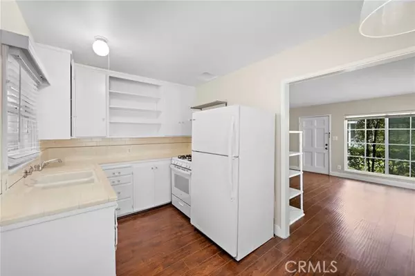 Corona Del Mar (newport Beach), CA 92625,610 marguerite #A