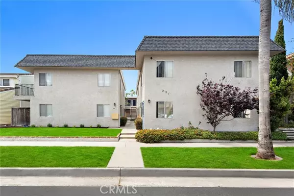 Huntington Beach, CA 92648,221 10th Street