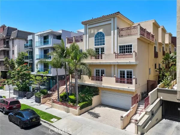 11807 Dorothy Street #1, Los Angeles, CA 90049