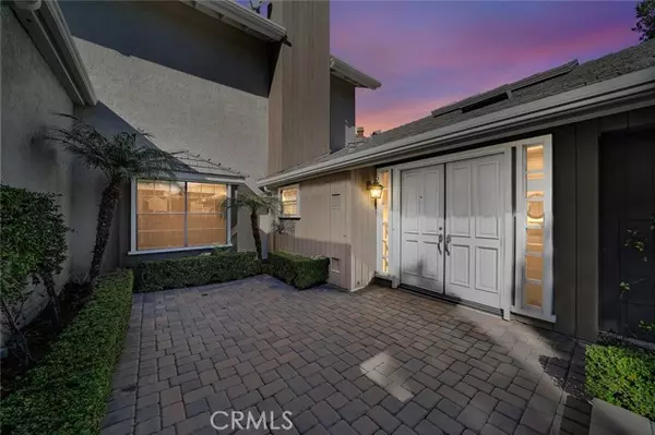 Newport Beach, CA 92660,18 Lucerne