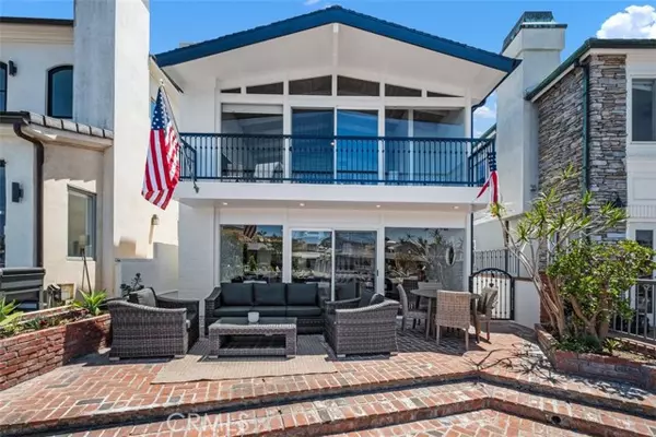 Newport Beach, CA 92663,3810 Channel Place