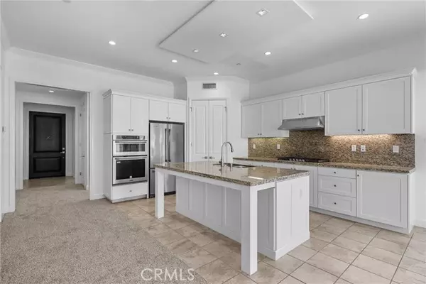 Irvine, CA 92620,82 Meander Street