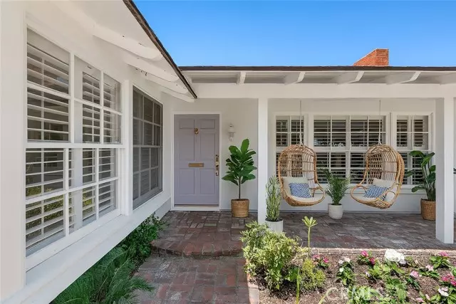 12151 Foster Road, Los Alamitos, CA 90720