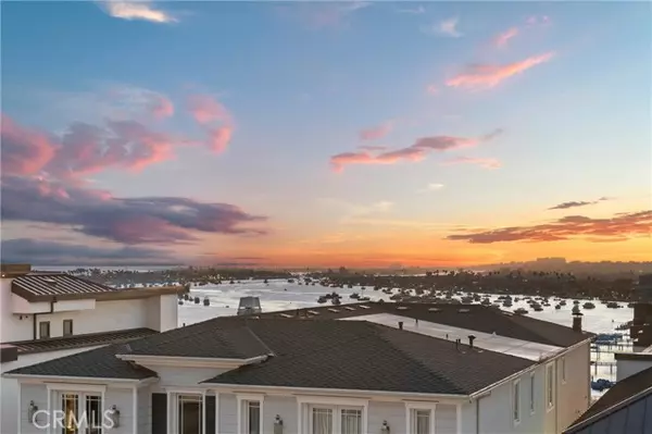 302 Carnation Avenue, Corona Del Mar (newport Beach), CA 92625