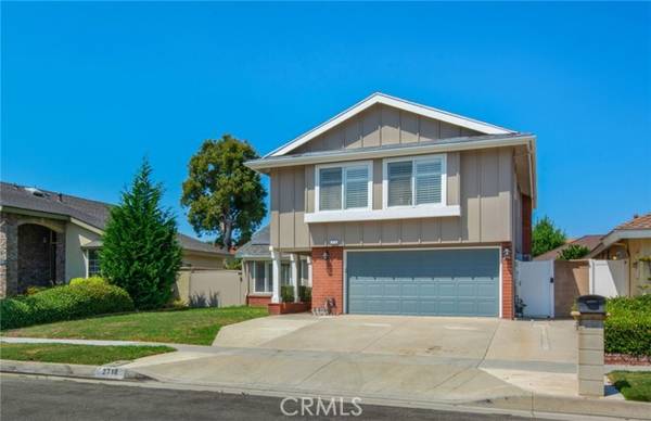 2718 S Griset Place,  Santa Ana,  CA 92704