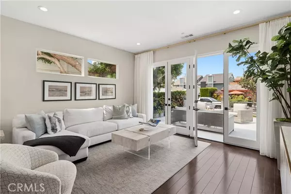 Corona Del Mar (newport Beach), CA 92625,412 Poinsettia Avenue