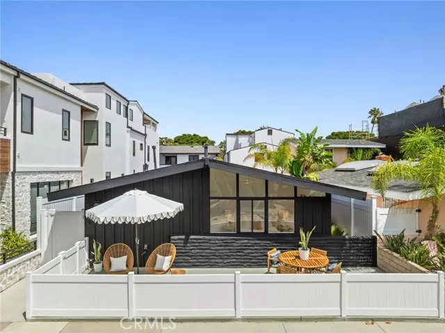 1738 Miramar Drive, Newport Beach, CA 92661