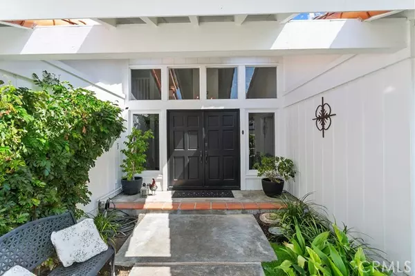 Tustin, CA 92705,10942 Harrogate Place